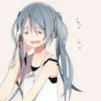 广西一村庄现数十个深坑